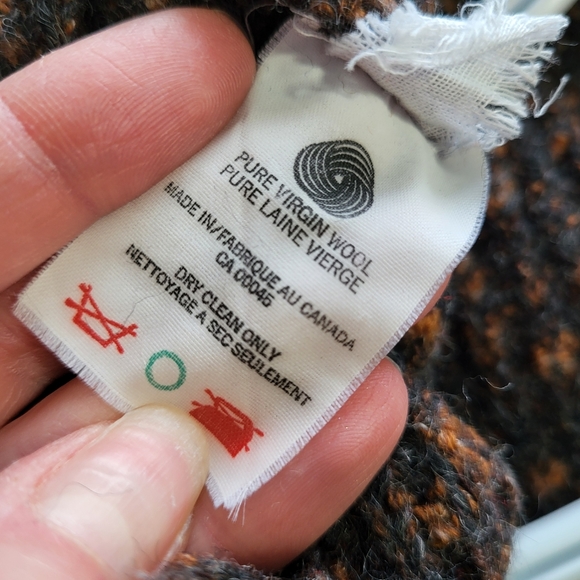 Vintage Wool Tundra Canada Textural Cardigan Sweater - Picture 8 of 9